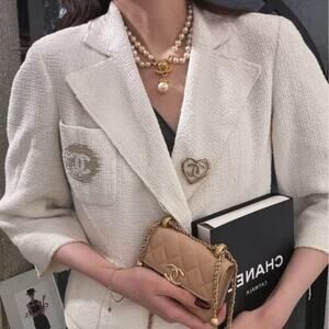 Authentic Chanel CC Logo Buttons Pocket White Cream Jacket Size 36